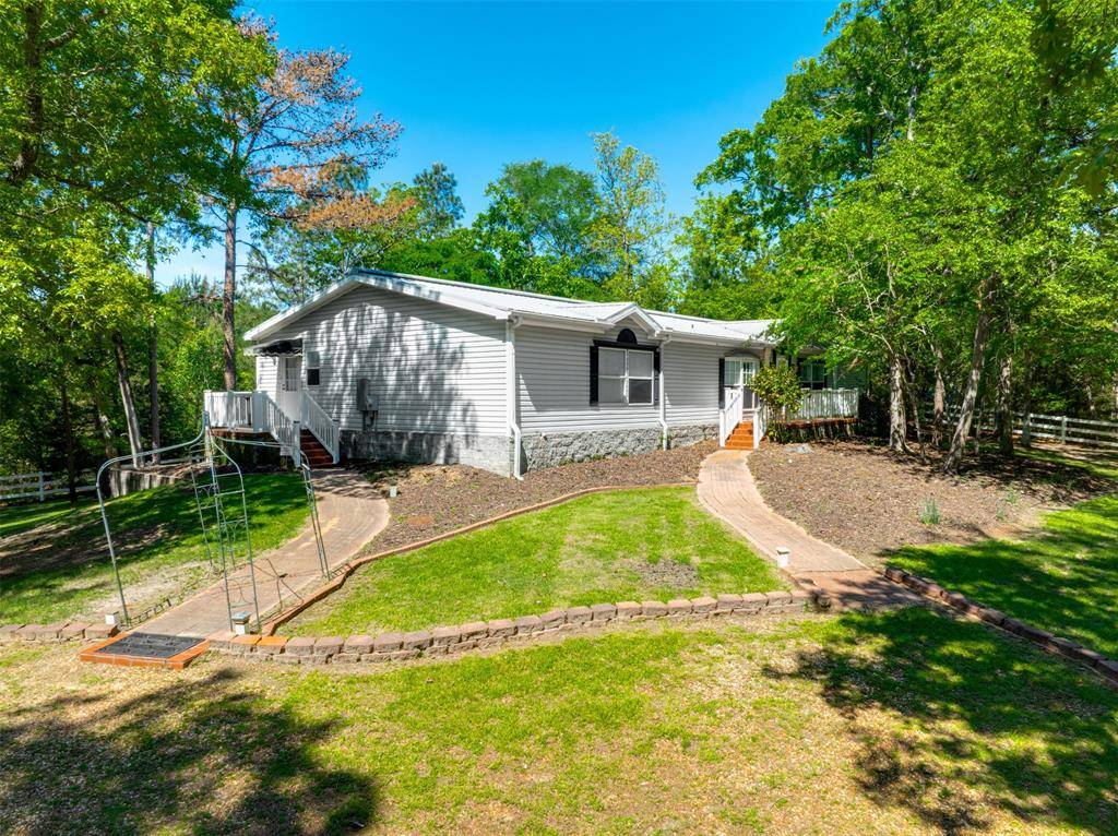 6679 W State Hwy 294, Palestine, TX 75801