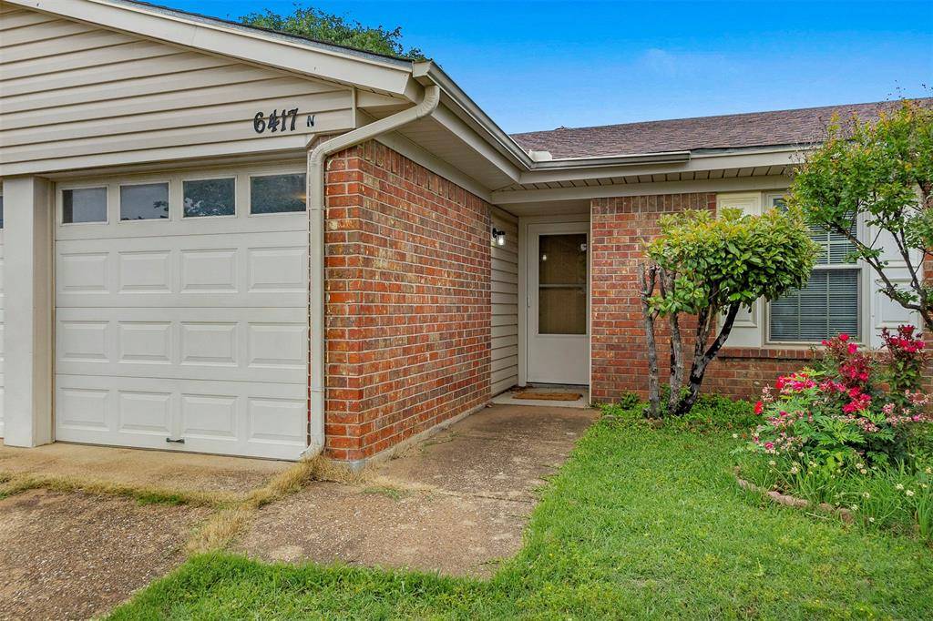 6417 Kary Lynn Drive N, Watauga, TX 76148