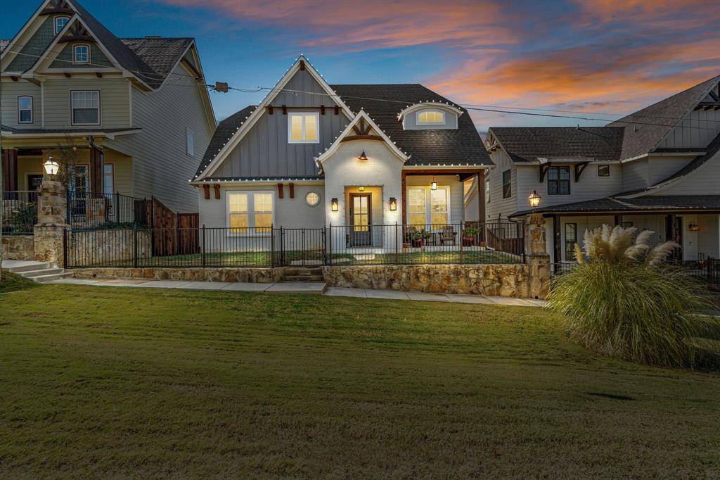 208 Denton Street E, Argyle, TX 76226