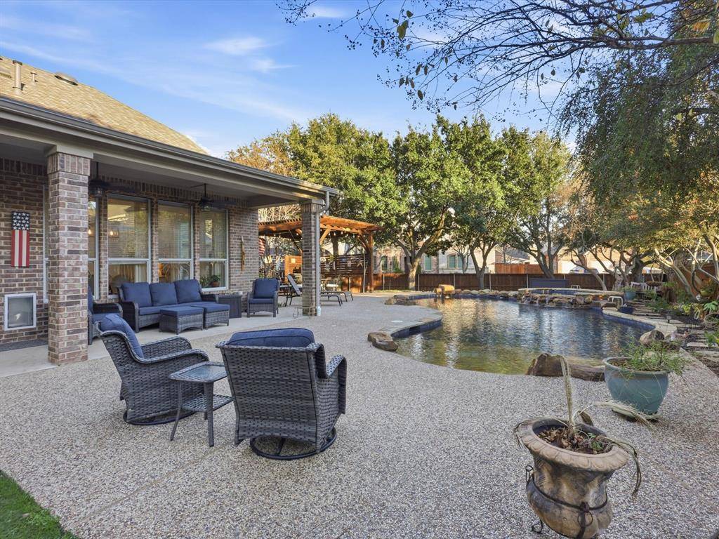 2632 Lakebend Drive, Grand Prairie, TX 75054