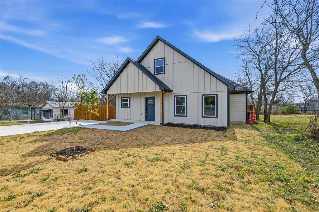 9717 Santa Clara Drive, Fort Worth, TX 76116