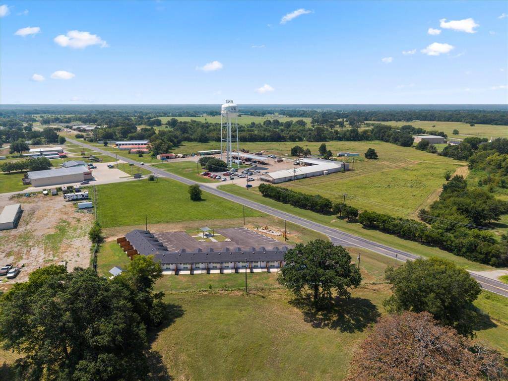 900 S Tool #13, Tool, TX 75143