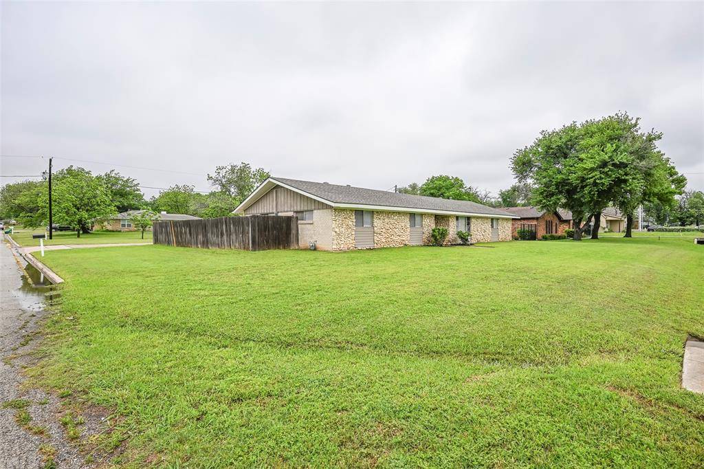 108 S Beverly Street, Crowley, TX 76036
