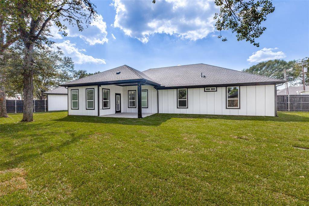 18508 Hickory Circle, Kemp, TX 75143