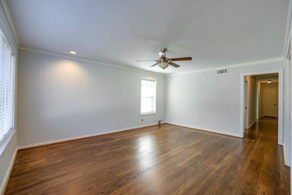 2140 Springhill Drive, Dallas, TX 75228