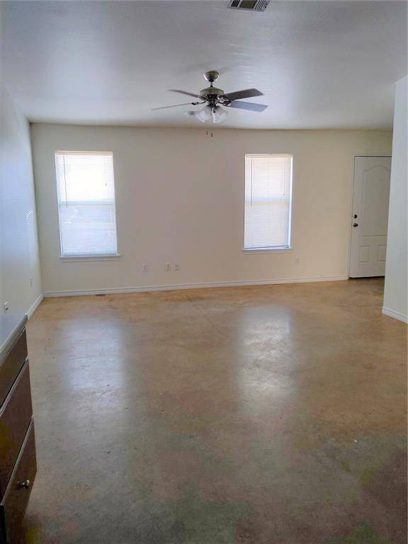 911 Highway 81 N #D, Bowie, TX 76230