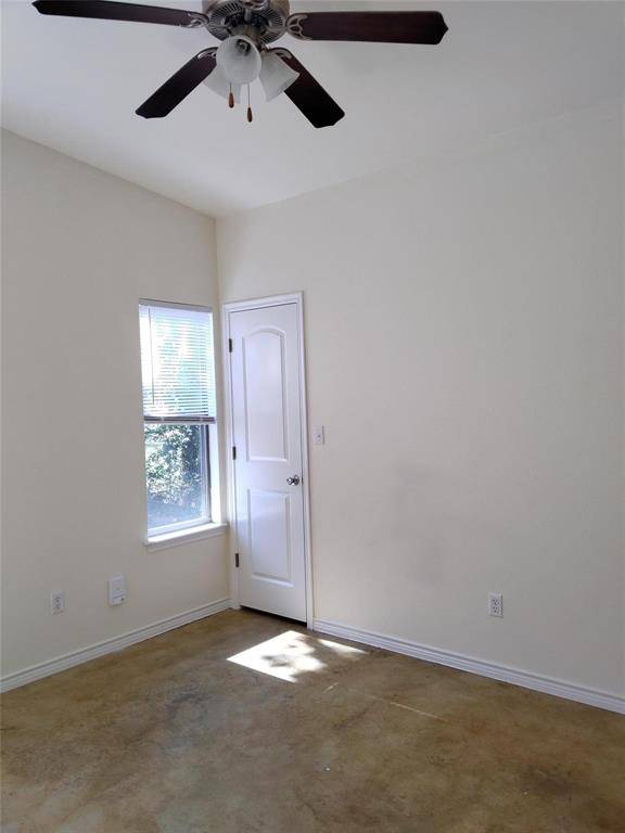 911 Highway 81 N #D, Bowie, TX 76230