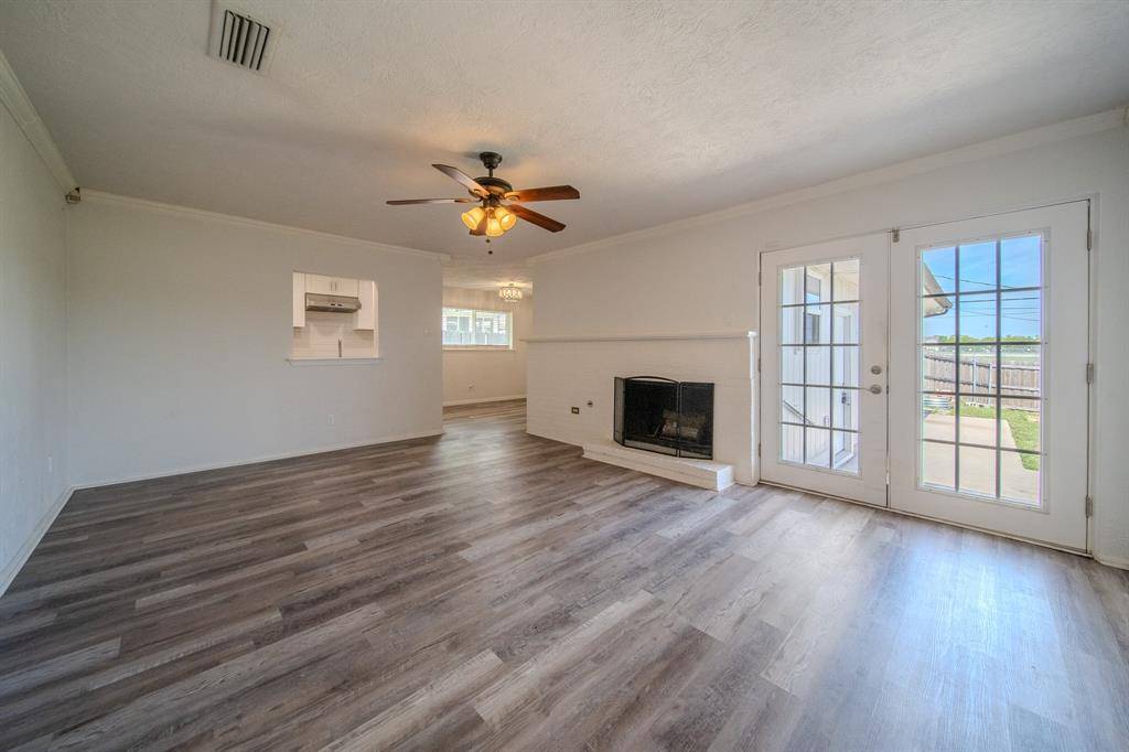 2513 Belhaven Drive, Mesquite, TX 75150