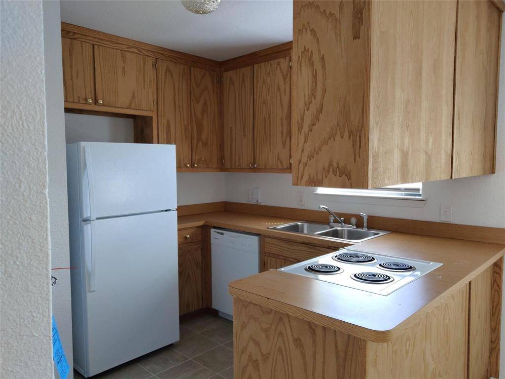 1003 Rock Street #7, Bowie, TX 76230