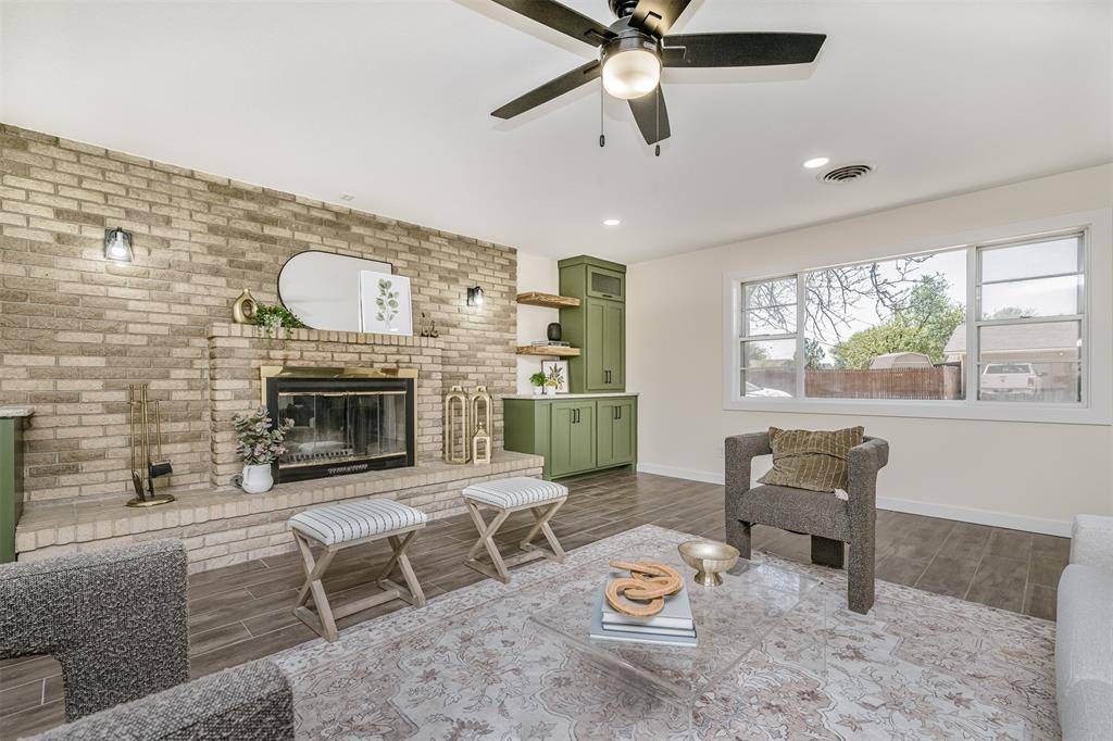 2006 Borger Street, Plainview, TX 79072