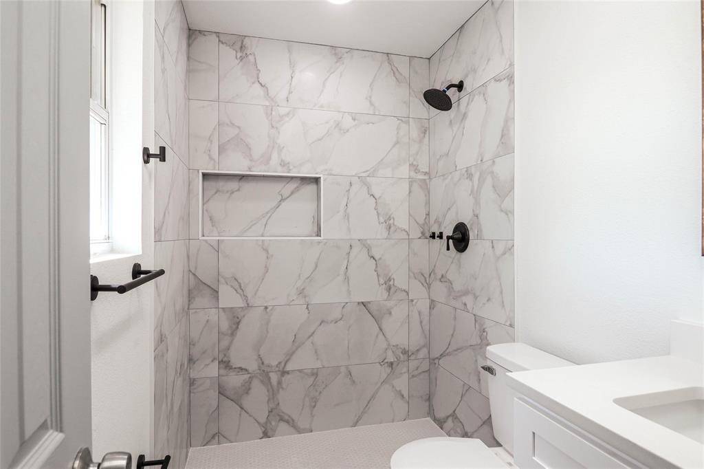 2105 Tiehack Lane, Garland, TX 75044