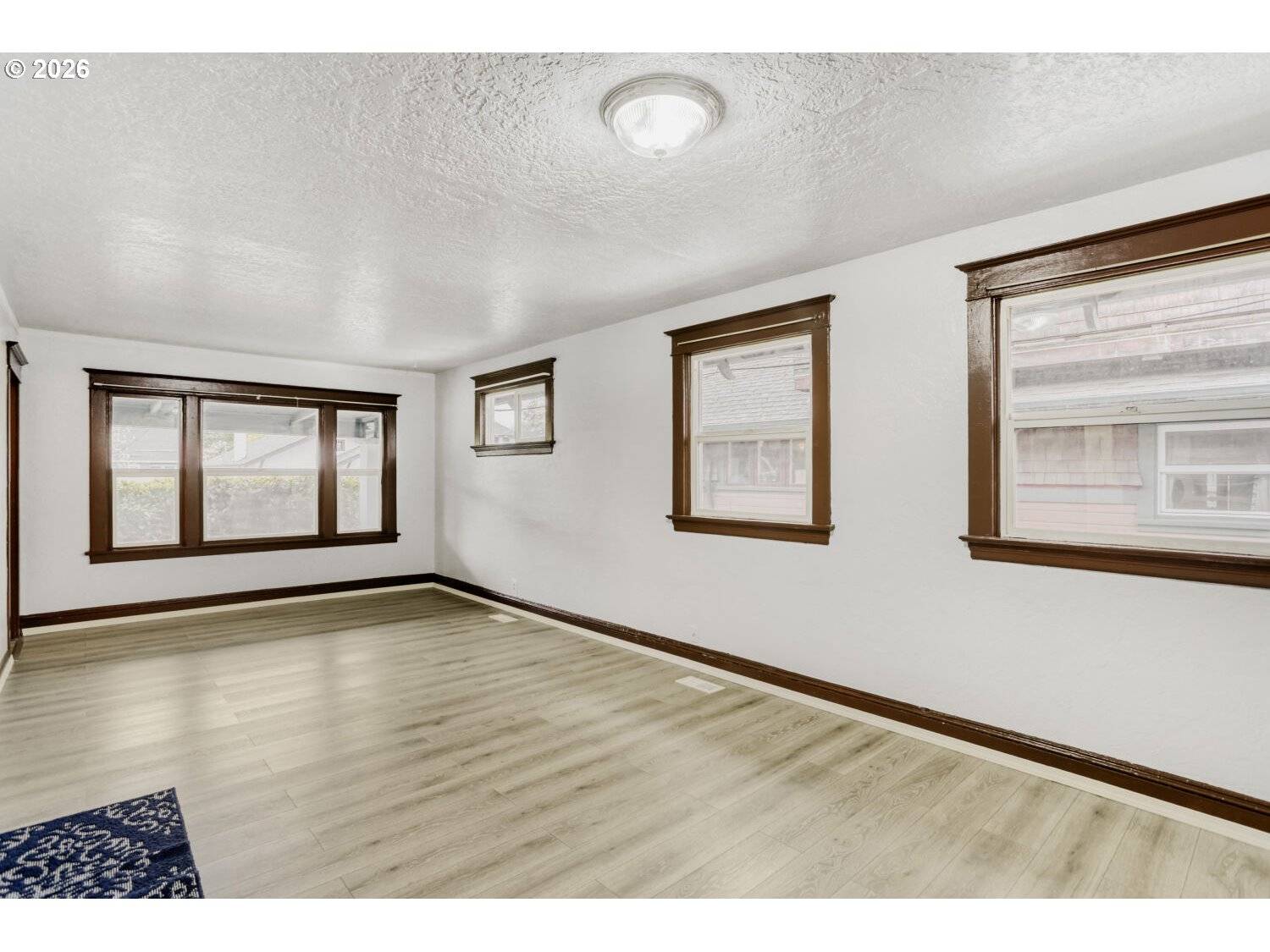 2145 SE CESAR E CHAVEZ BLVD, Portland, OR 97214