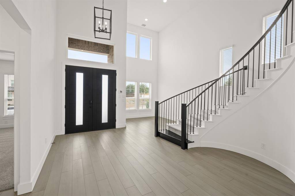 405 Newpark Boulevard, Desoto, TX 75115