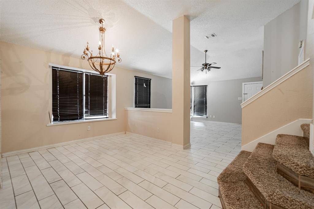 2671 Clayton Oaks Drive, Dallas, TX 75227