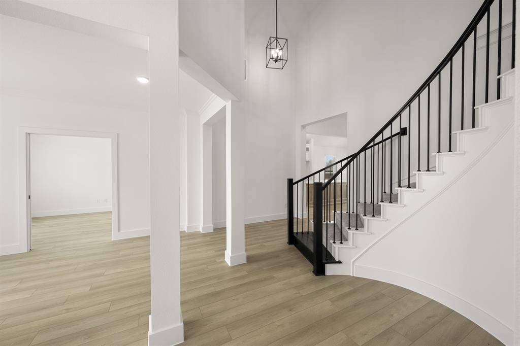 1618 Whisperwood Way, Midlothian, TX 76065