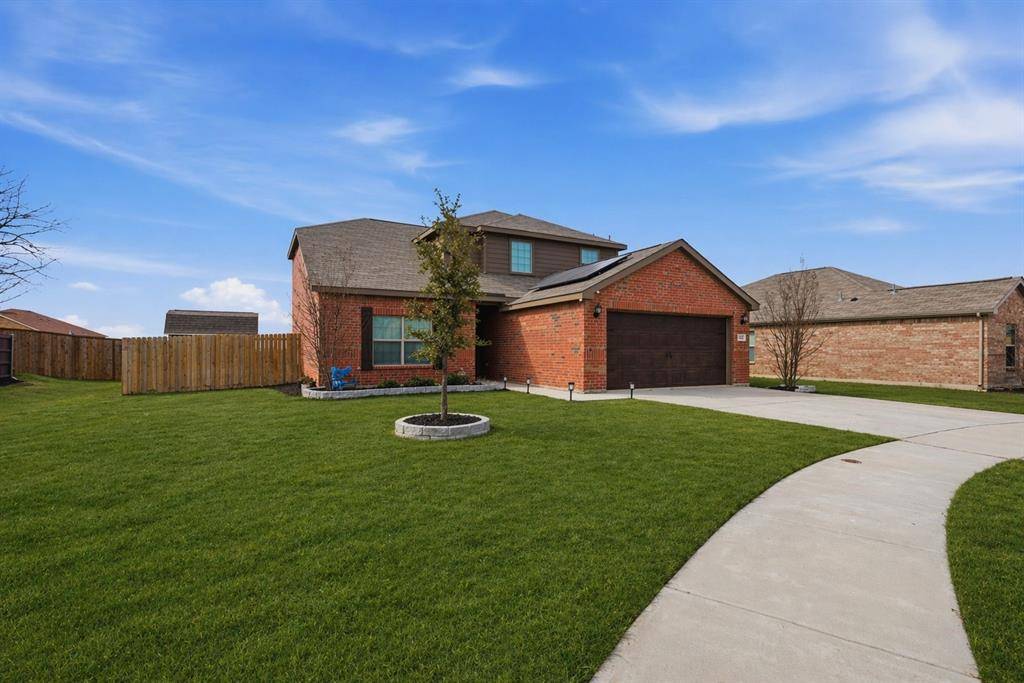 112 Saloon Cove E, Newark, TX 76071