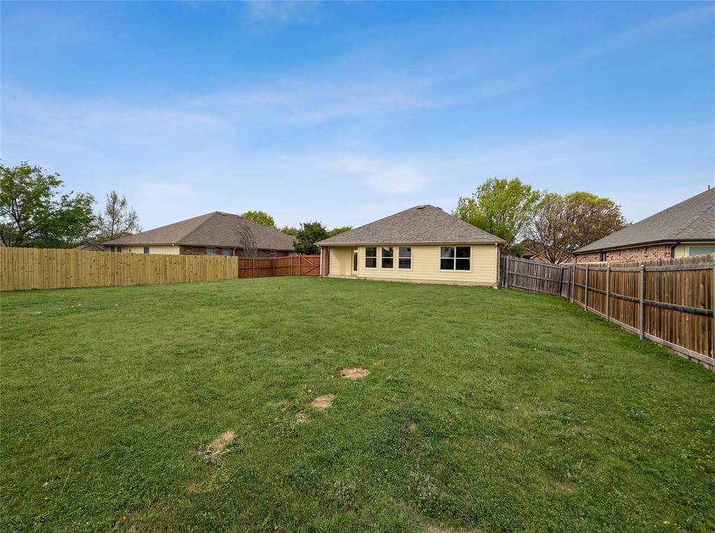 2002 Bayberry Court, Forney, TX 75126