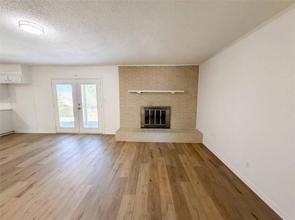 607 State Street, Weatherford, TX 76086