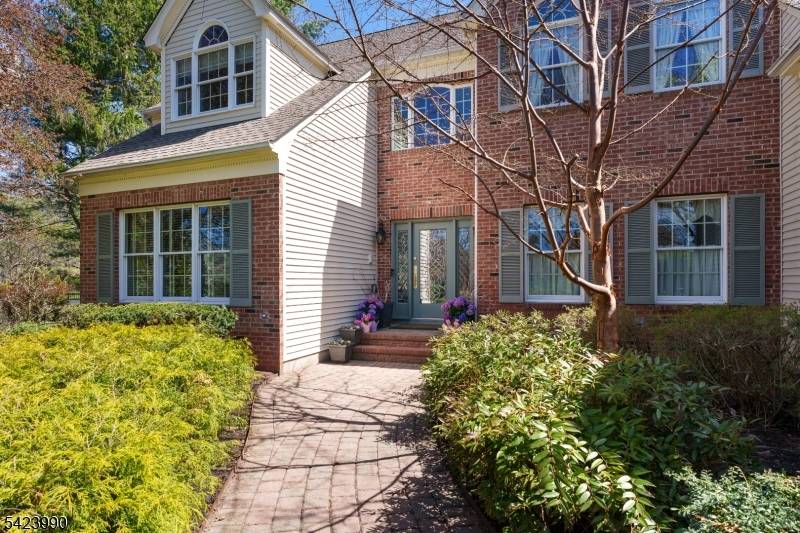 39 Red Oak Way, Montgomery Twp., NJ 08502