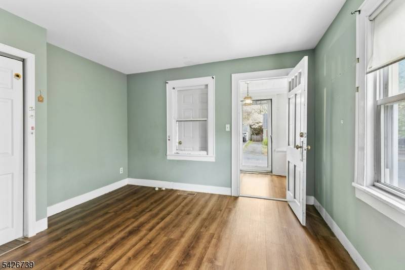 548 Hunter Ave, Scotch Plains Twp., NJ 07076