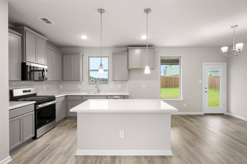 8201 Korat Vista, Godley, TX 76044