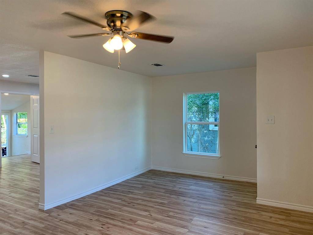 820 W Crawford Street, Denison, TX 75020