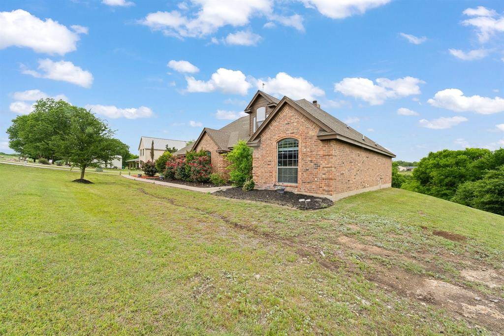 439 Stone Mountain, Cresson, TX 76035