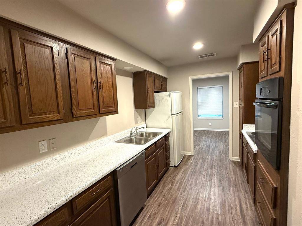 1413 Blackwell Drive, Irving, TX 75061