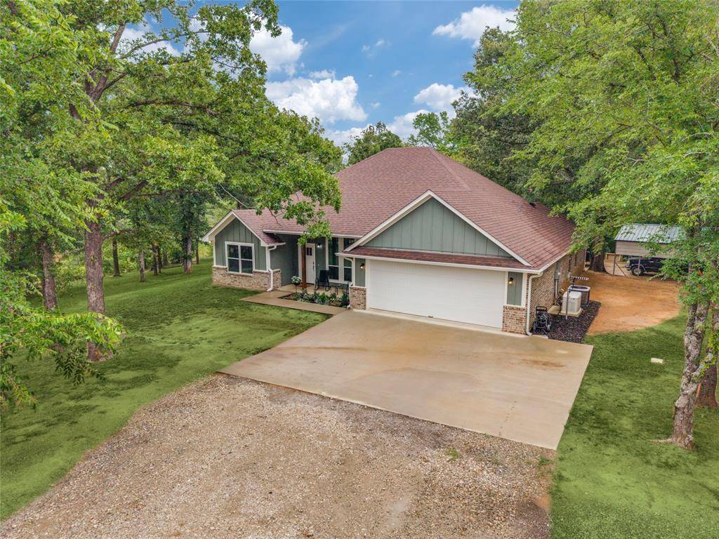 11302 County Road 4102, Lindale, TX 75771