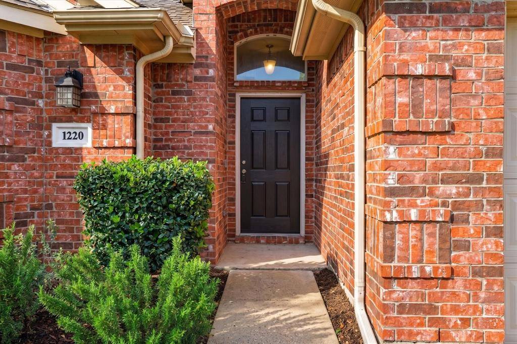 1220 Goldeneye, Aubrey, TX 76227