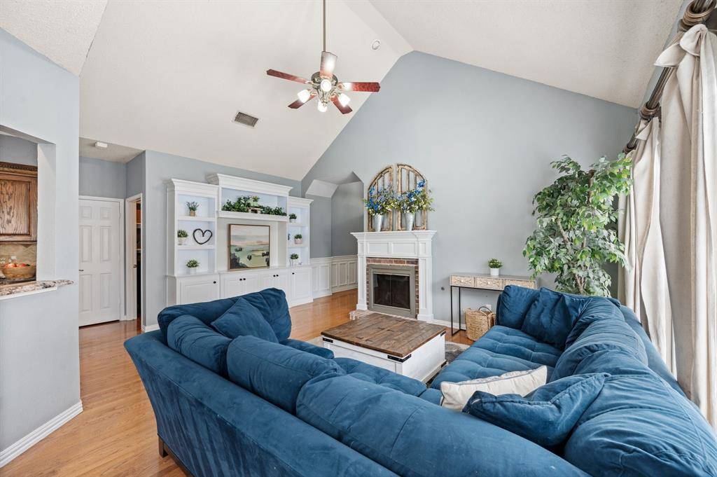 7900 Mustang Court, Fort Worth, TX 76137