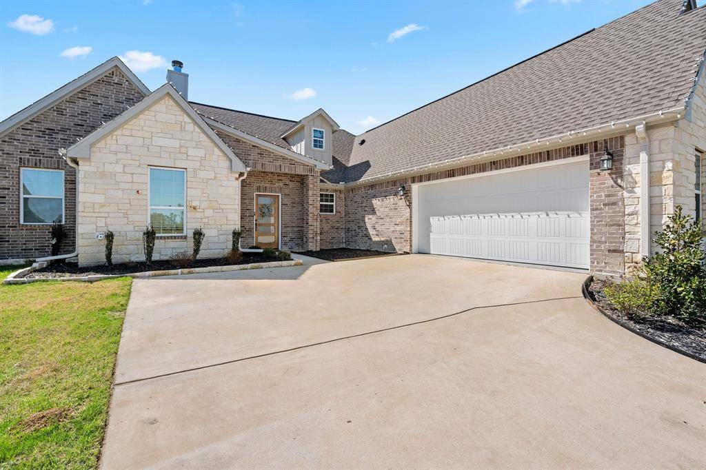 1000 Stone Hill, Mount Pleasant, TX 75455