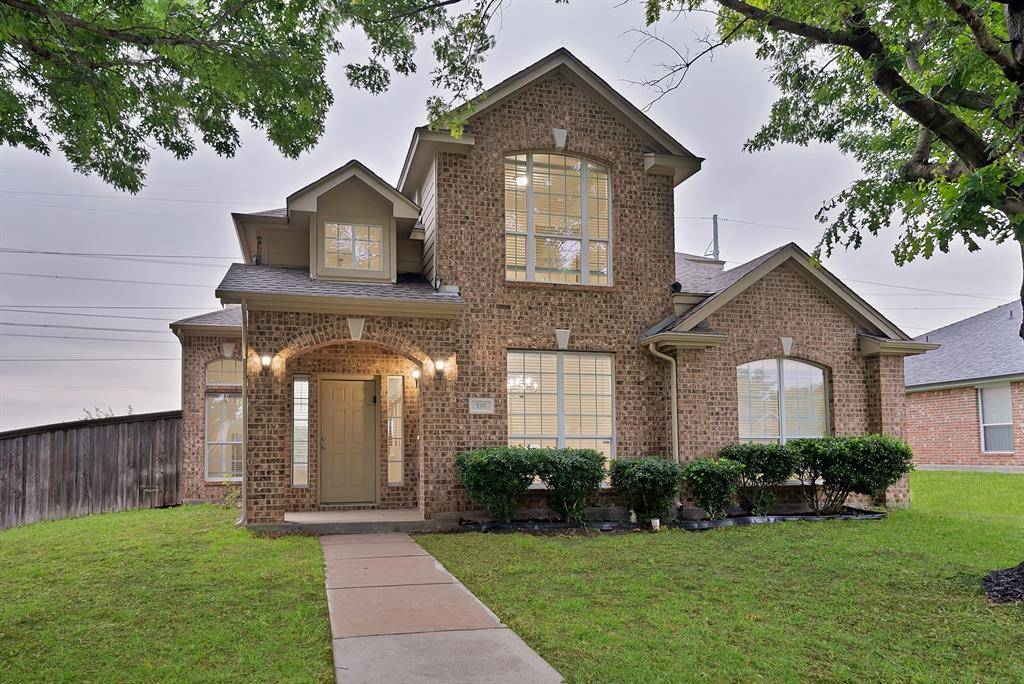 139 Glacier Lane, Cedar Hill, TX 75104