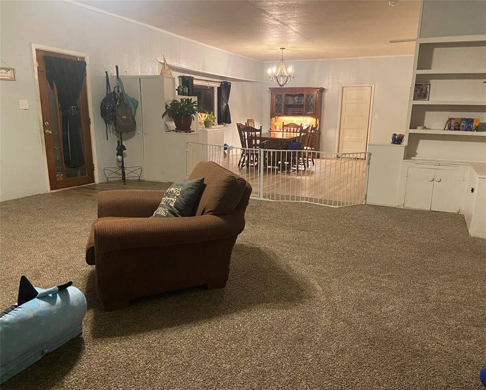 300 N Church Street, Decatur, TX 76234