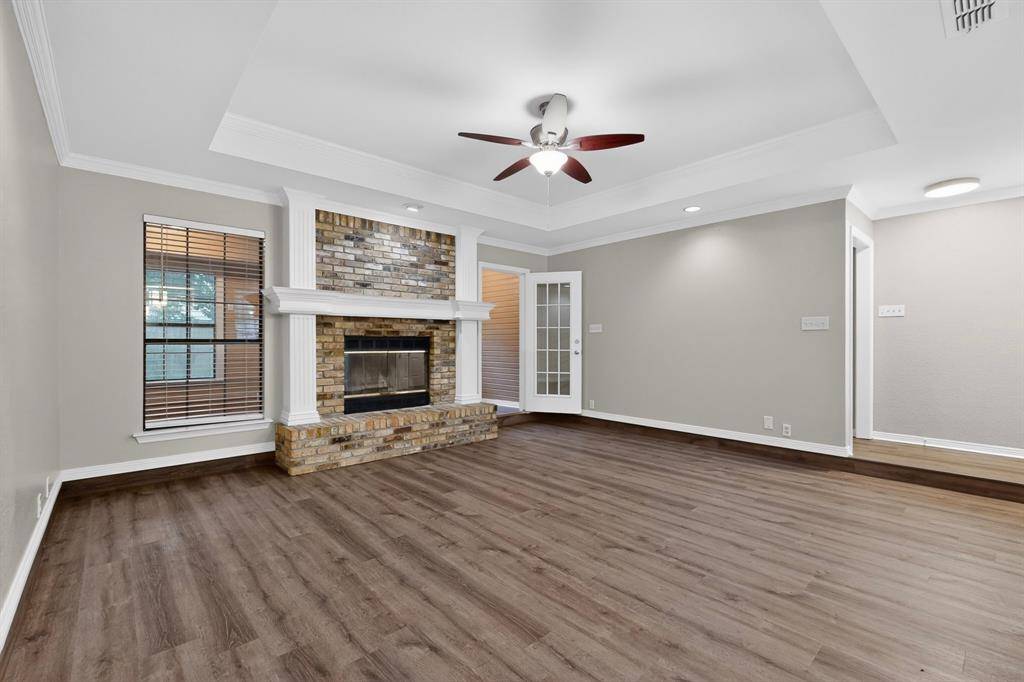 8 Marvin Gardens, Midlothian, TX 76065