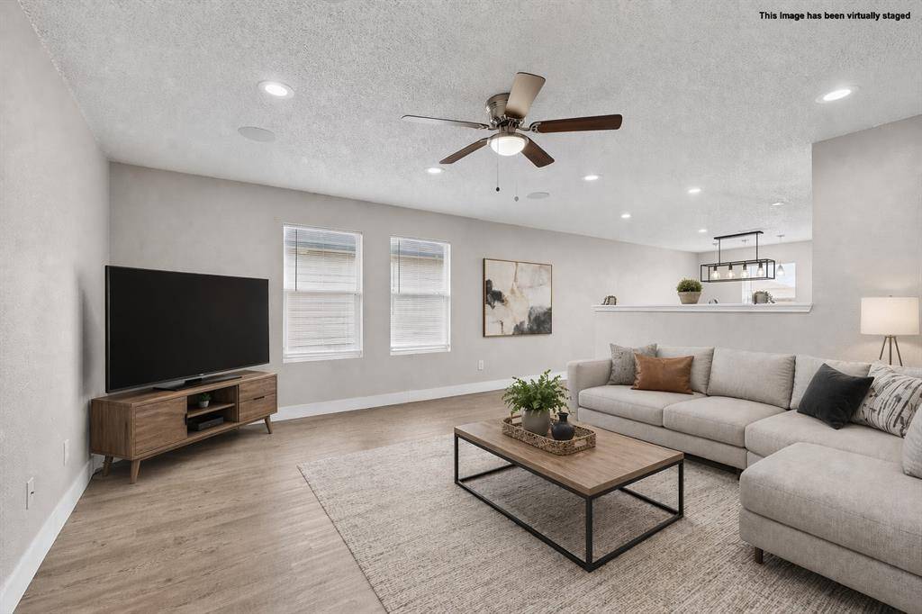 124 Sandlewood Drive, Terrell, TX 75160