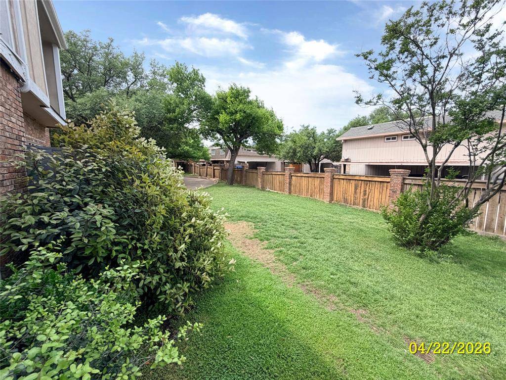 2409 Northlake Court, Irving, TX 75038