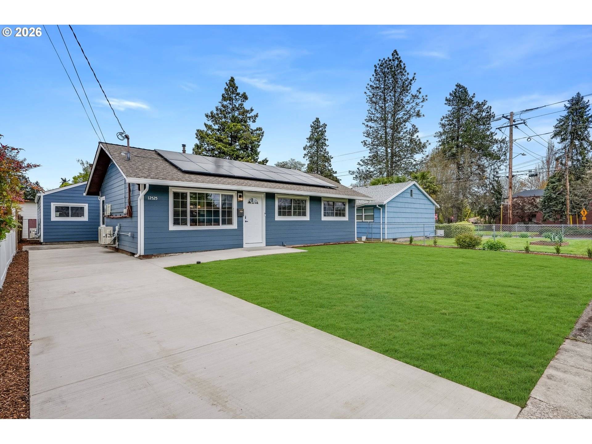 12525 SW 12th ST, Beaverton, OR 97005