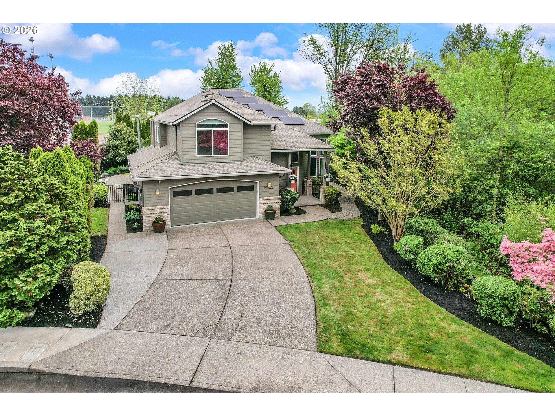 12432 SE MOUNTAIN SUN DR, Clackamas, OR 97015