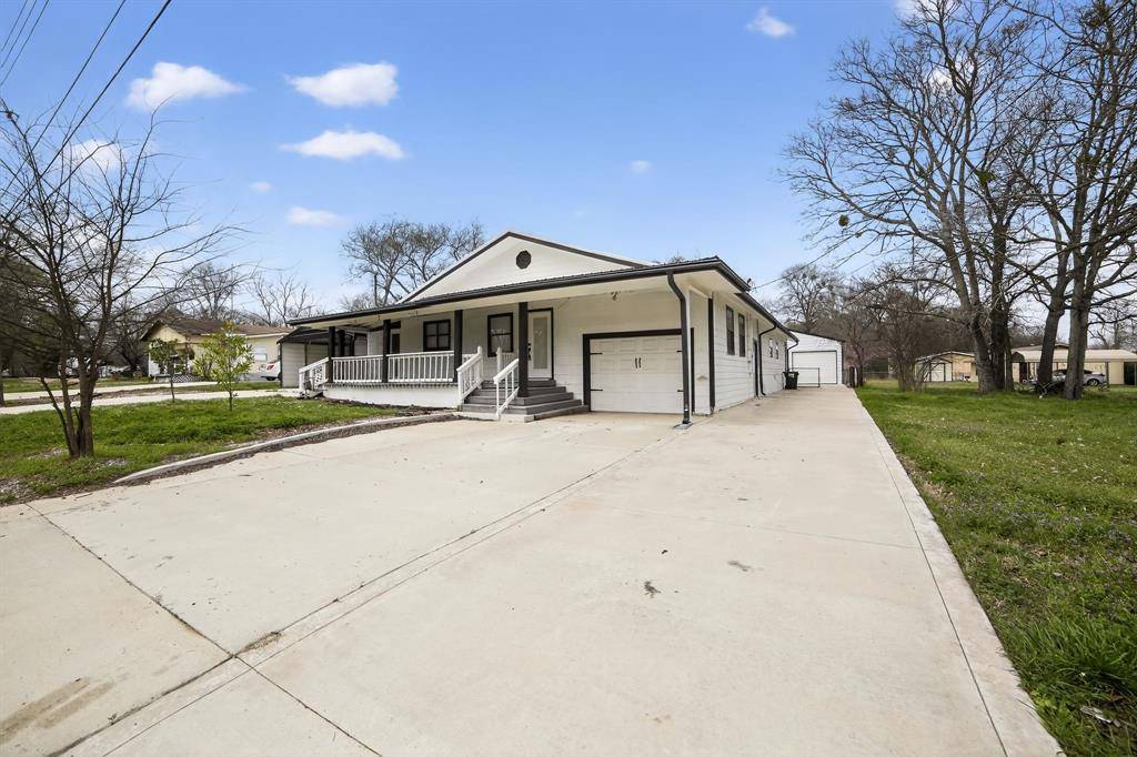 204 Dewitt Street, Alba, TX 75410