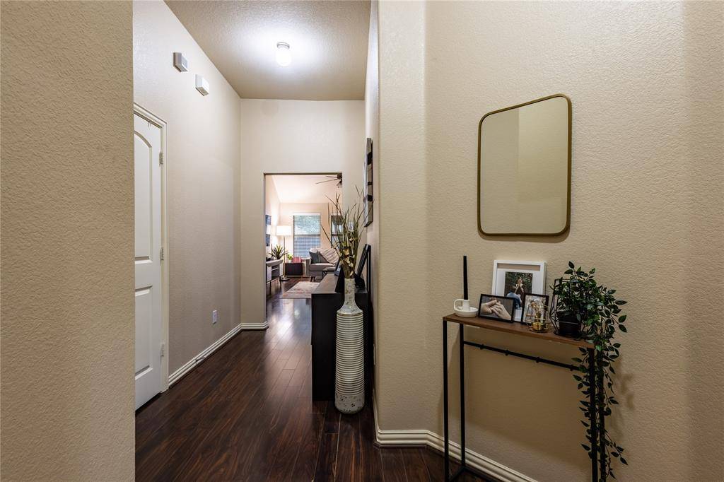 218 Rawhide Street, Waxahachie, TX 75165