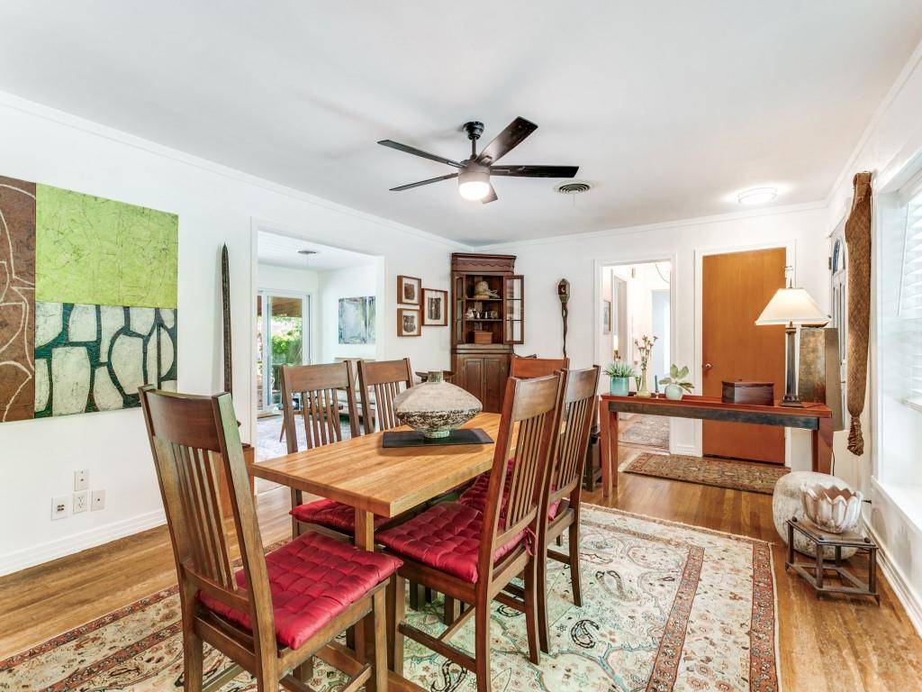 810 S Jefferson Street, Irving, TX 75060