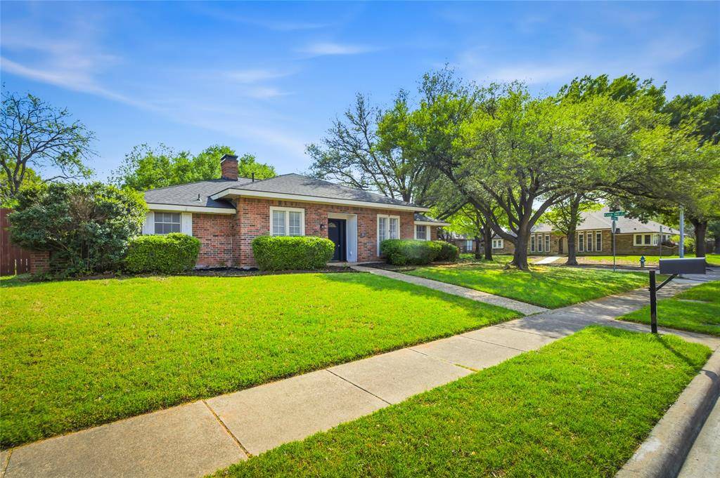 2012 Cross Bend Road, Plano, TX 75023