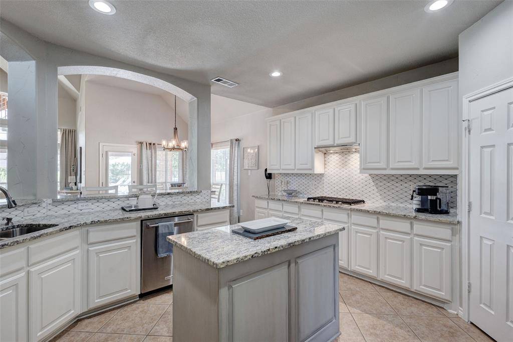 10417 Broadmoor Lane, Rowlett, TX 75089