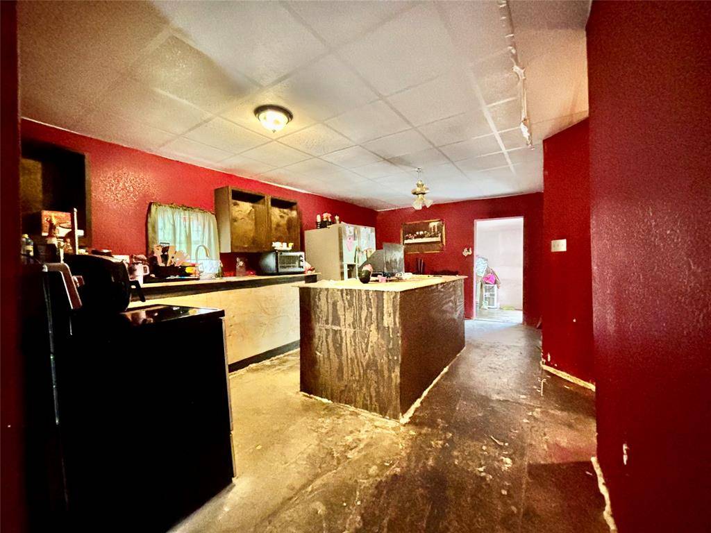 1315 Strickland Street, Bellmead, TX 76705