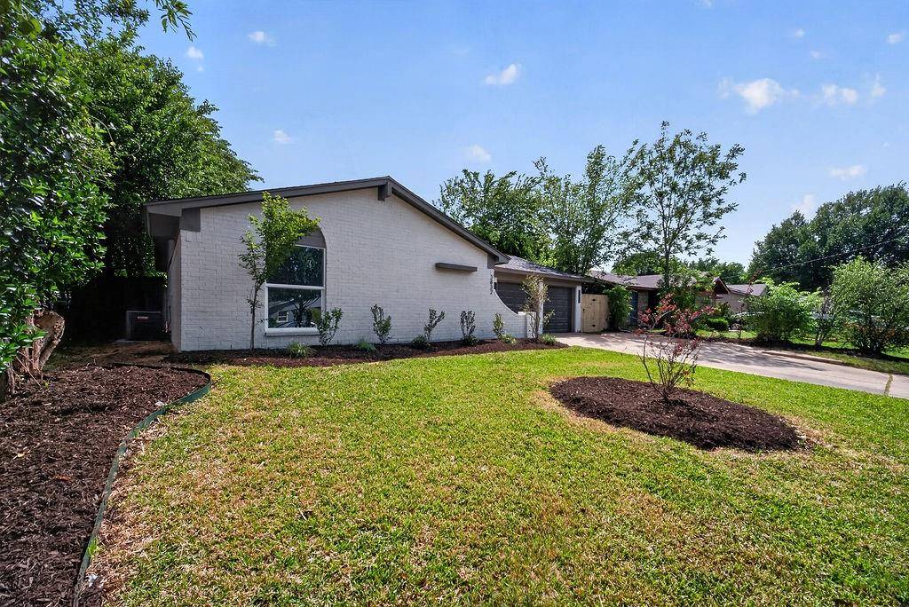 3832 Brambleton Place, Forest Hill, TX 76119