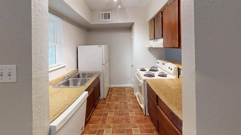 8110 Skillman Street #1016, Dallas, TX 75231