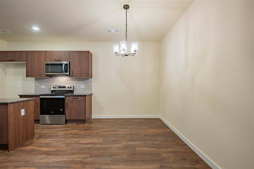 645 Blackland Drive, Venus, TX 76084