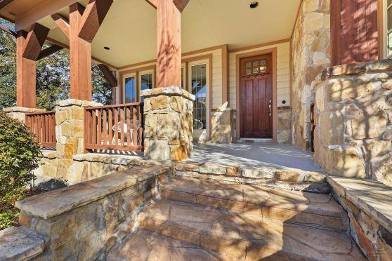 2201 Shakespeare Street, Carrollton, TX 75010