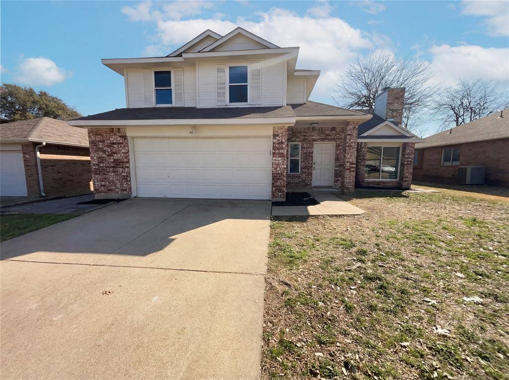 8321 Cloverglen Lane, Fort Worth, TX 76123